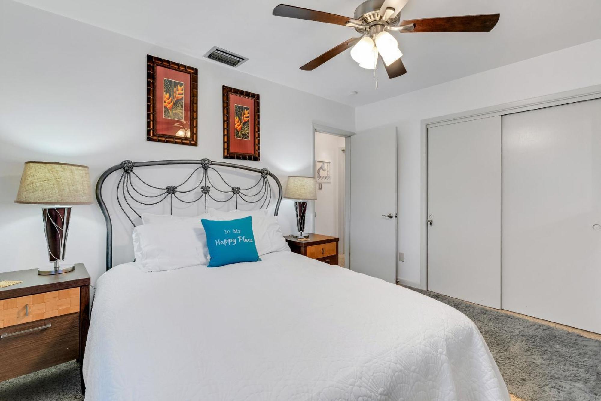 Paradise Corner - Monthly Beach Vacation Rental! Clearwater Beach Exterior photo