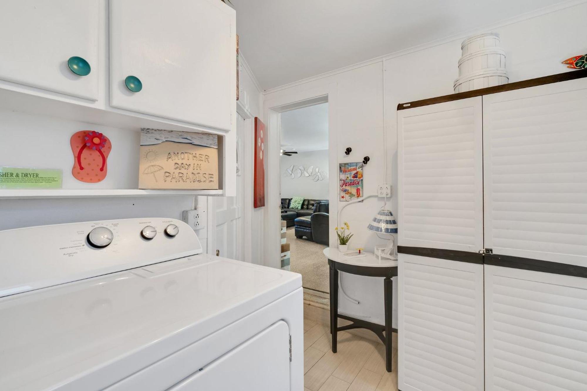 Paradise Corner - Monthly Beach Vacation Rental! Clearwater Beach Exterior photo
