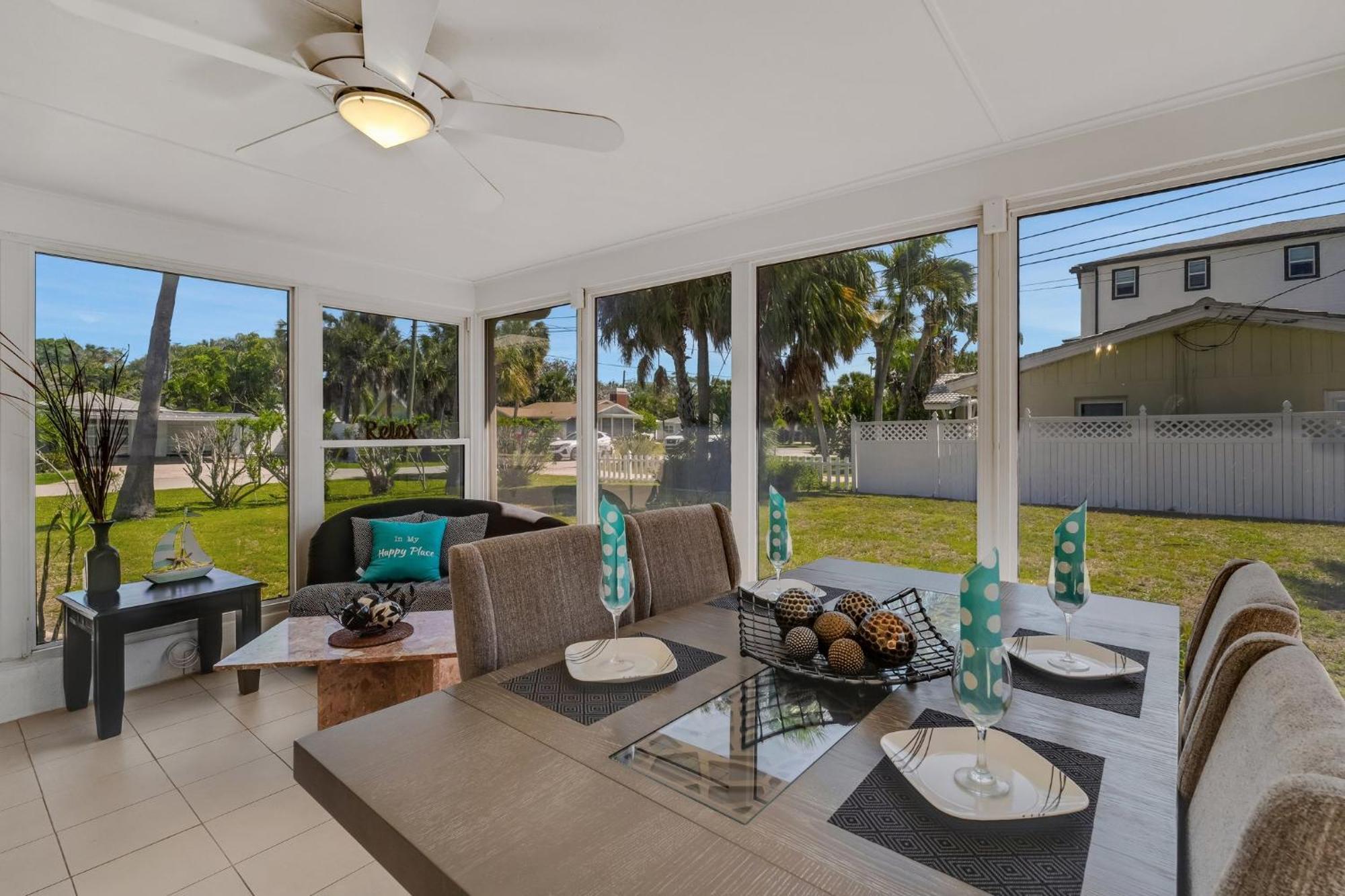 Paradise Corner - Monthly Beach Vacation Rental! Clearwater Beach Exterior photo