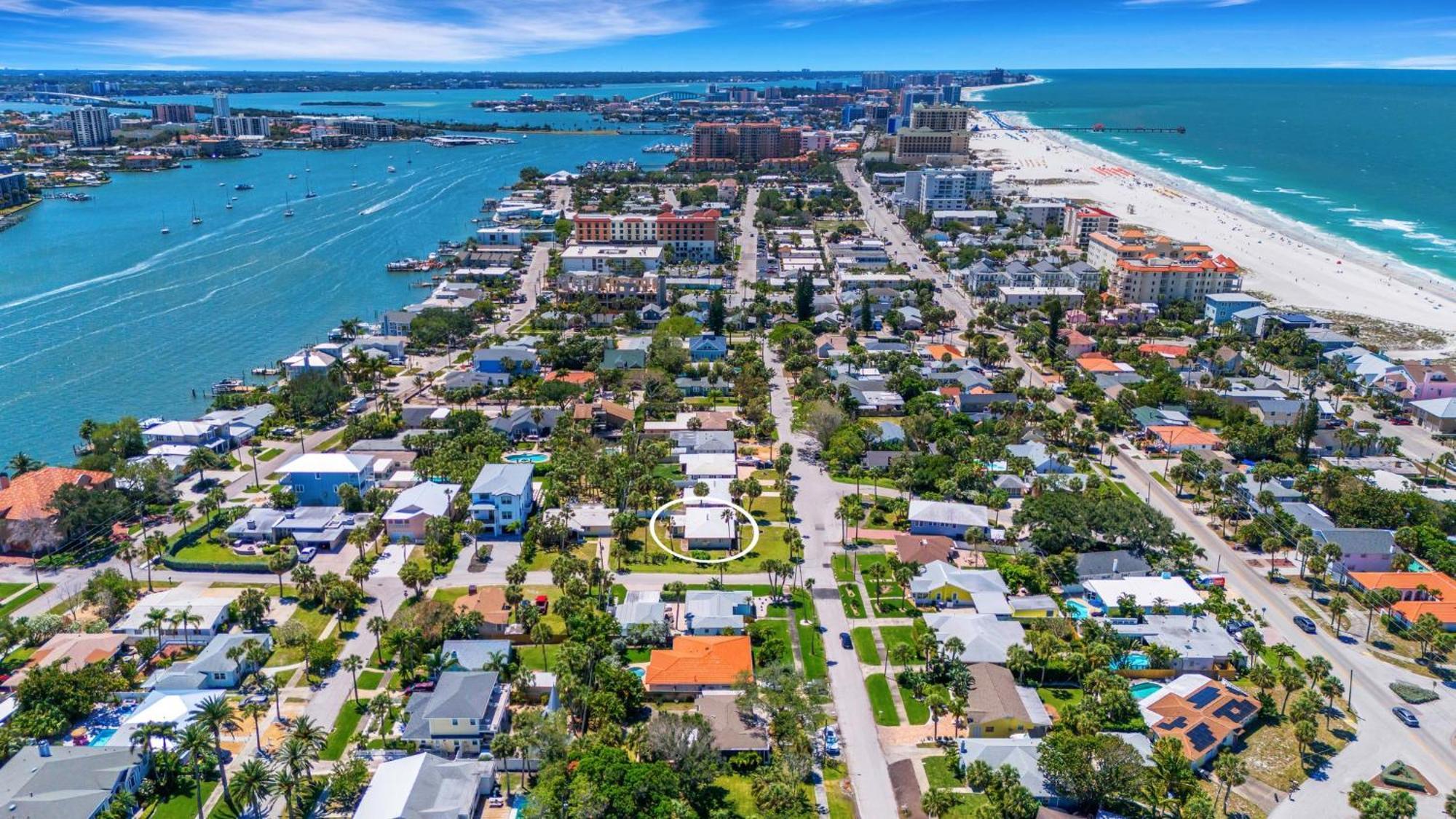 Paradise Corner - Monthly Beach Vacation Rental! Clearwater Beach Exterior photo